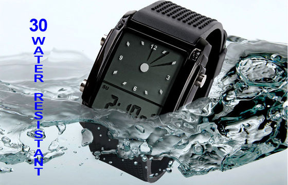 Διπλός χρόνος για άνδρες και για γυναίκες Wristwatch ρολογιών νερού ανθεκτικός LCD αναλογικός